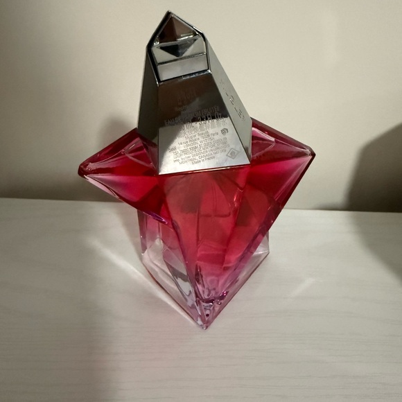 Angel Nova Mugler - Picture 4 of 5